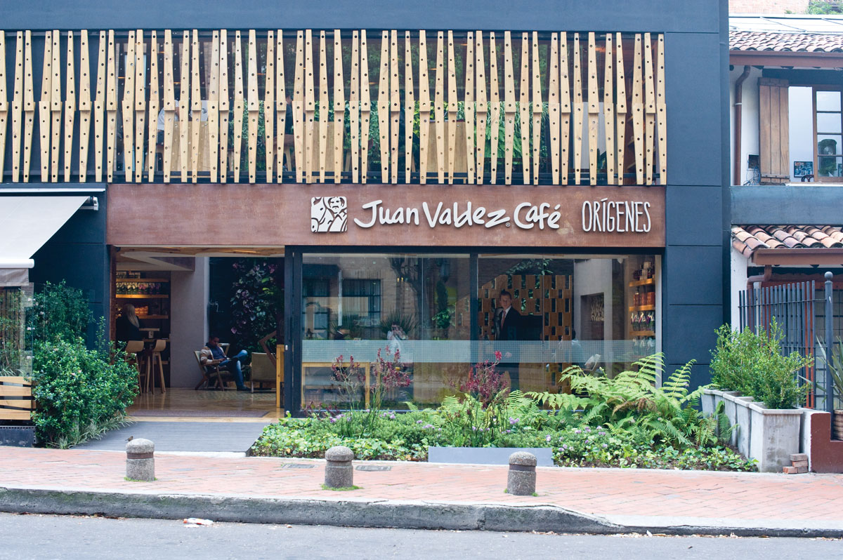 Juan Valdez' Café Orígenes in Bogotá. (Photos: Peter D'Amato.)